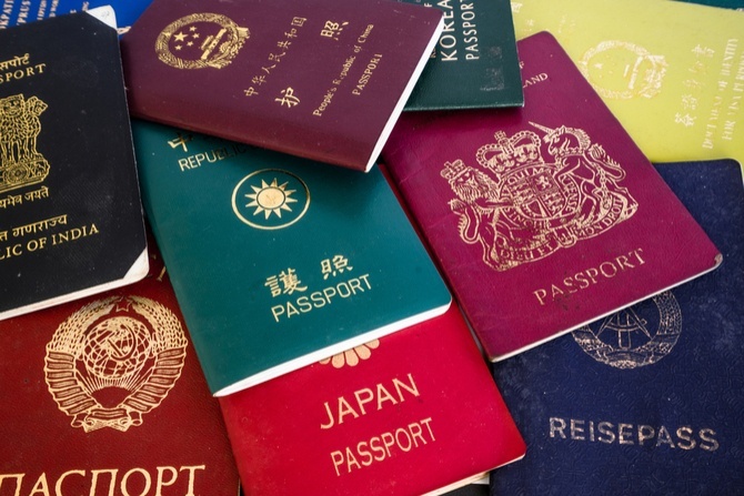 How much does it cost to renew a passport